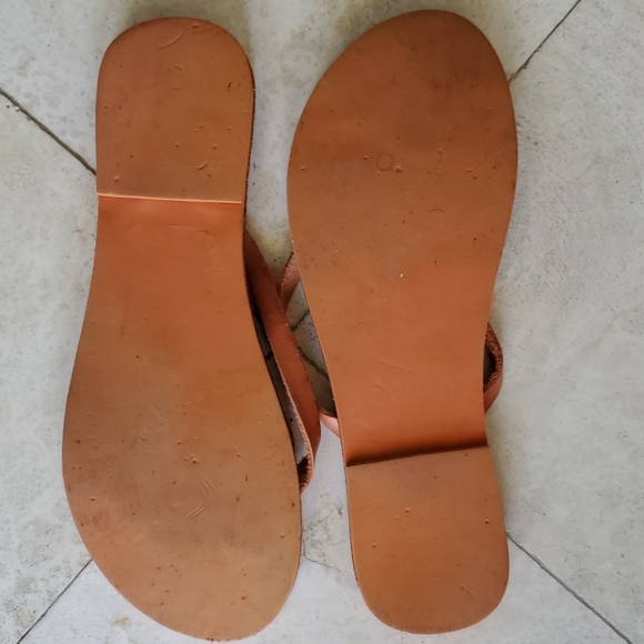 Colin Stuart Flip Flops - Picture 2 of 2